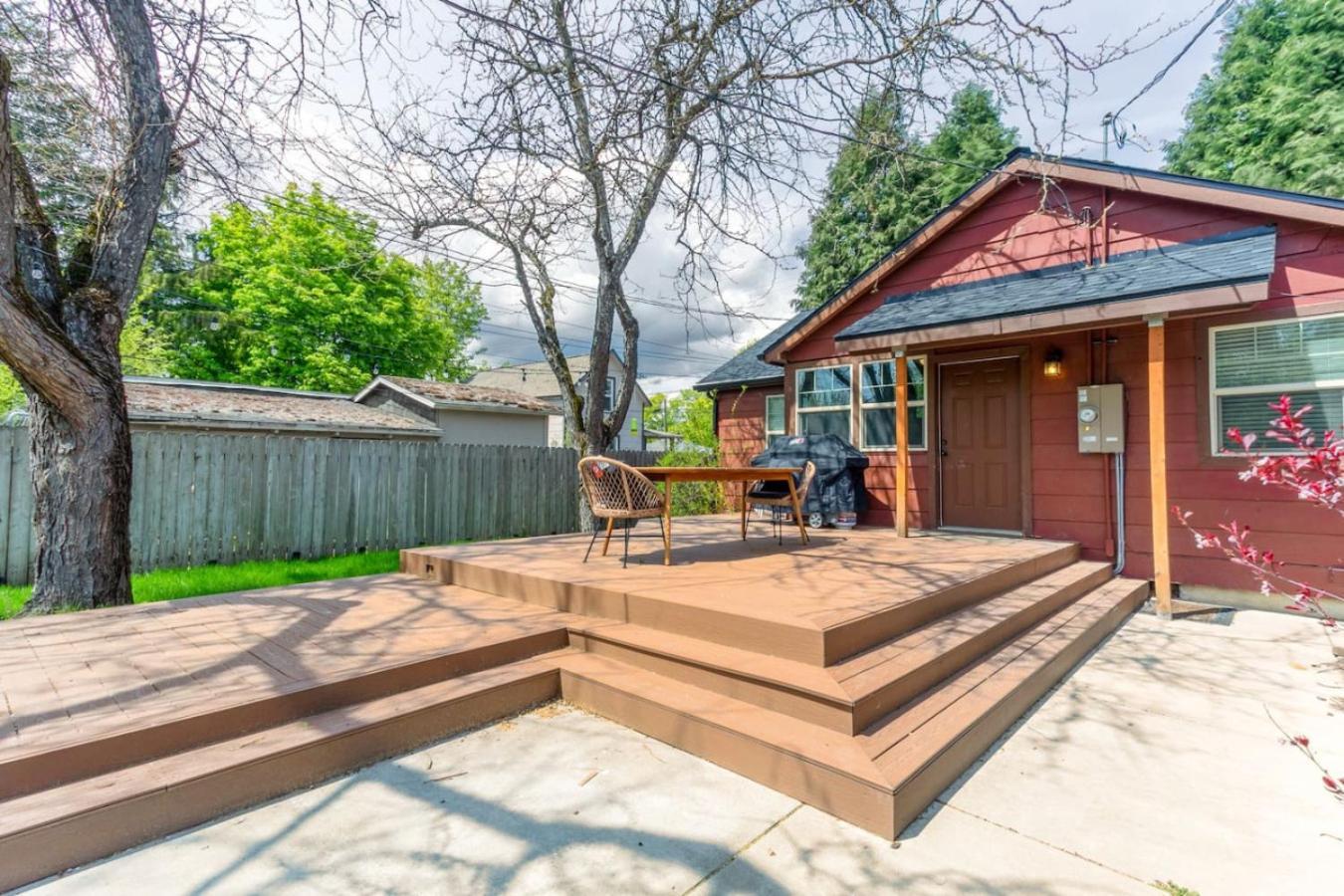 Craftsman Charmer In Downtown Cda Кёр-д'Ален Экстерьер фото
